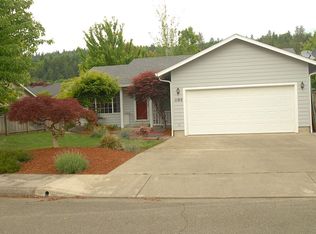 1105 E 2nd Ave, Sutherlin, OR 97479