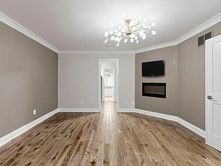 67 Bonnyview Dr — Photo 24