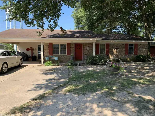 204 S Adcock St, Dumas, AR 71639