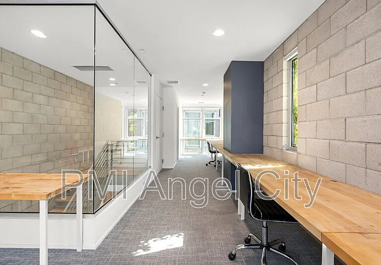 3450 Cahuenga Blvd W #607 — Photo 14