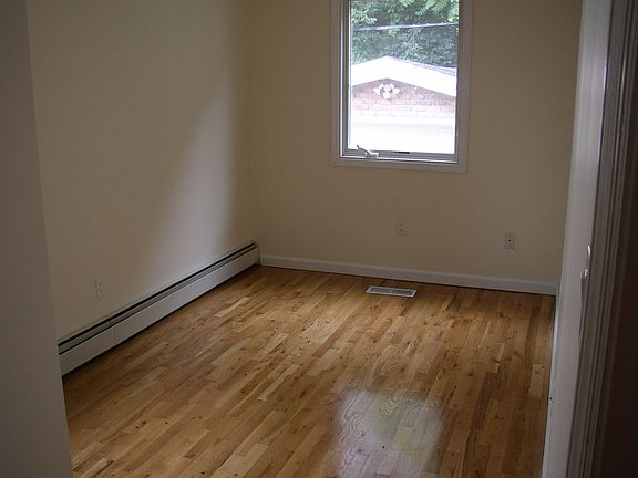 5th image of 70-15 267th Street