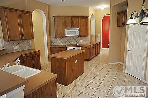 5th image of 13275 Duesenberg Dr