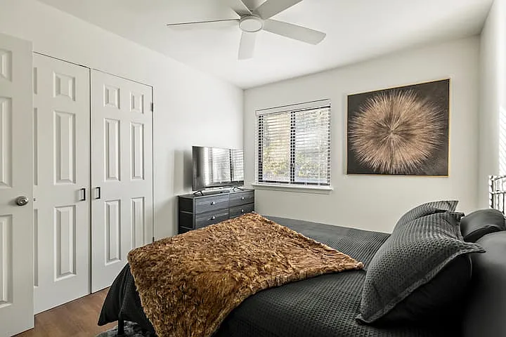 3811 Wilson St — Photo 52