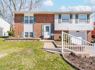 1812 Oblock Rd, Pittsburgh, PA 15239