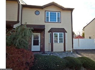 75 Marc Dr, Dayton, NJ 08810