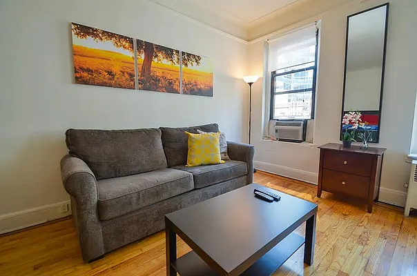 Rented by ITW Real Estate | media 2