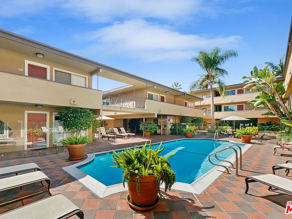 1st image of 970 Palm Ave APT 301