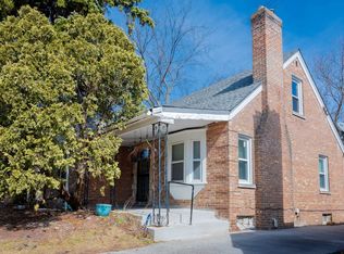 813 S 3rd Ave, Maywood, IL 60153