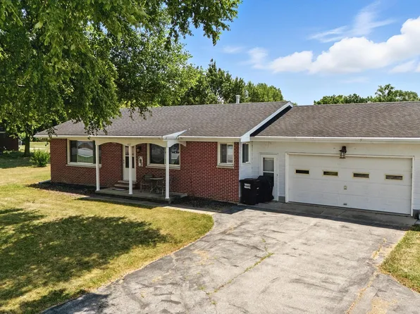 407 W Walcot St, Willshire, OH 45898