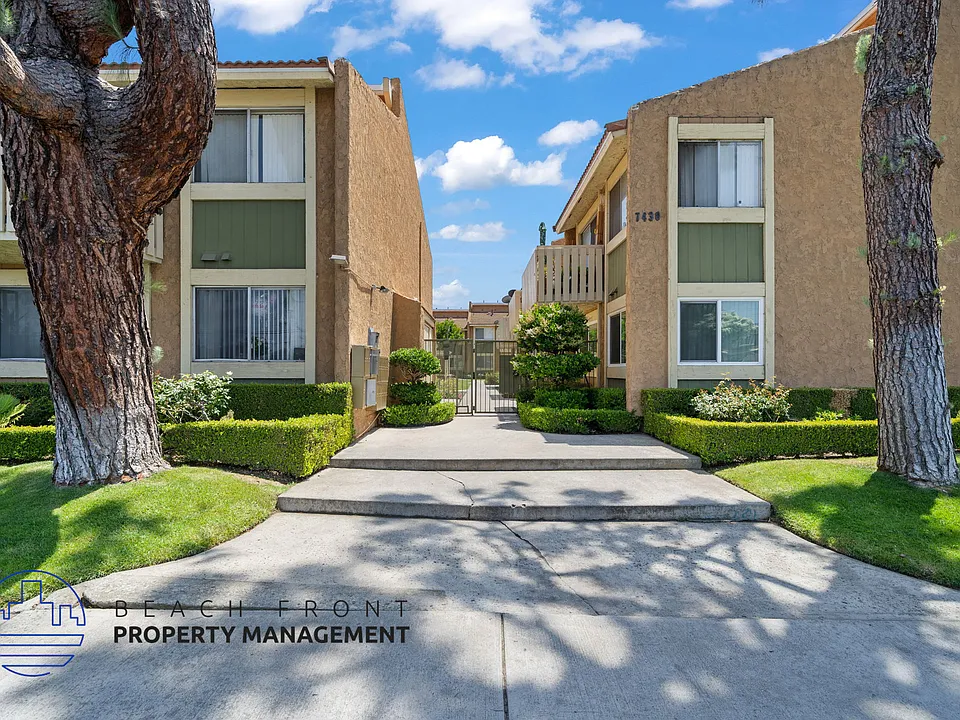 7450 Crescent Ave.