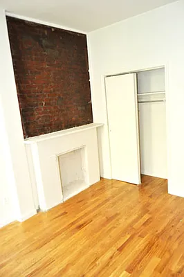 Rented by Blue Star Apartments | media 53