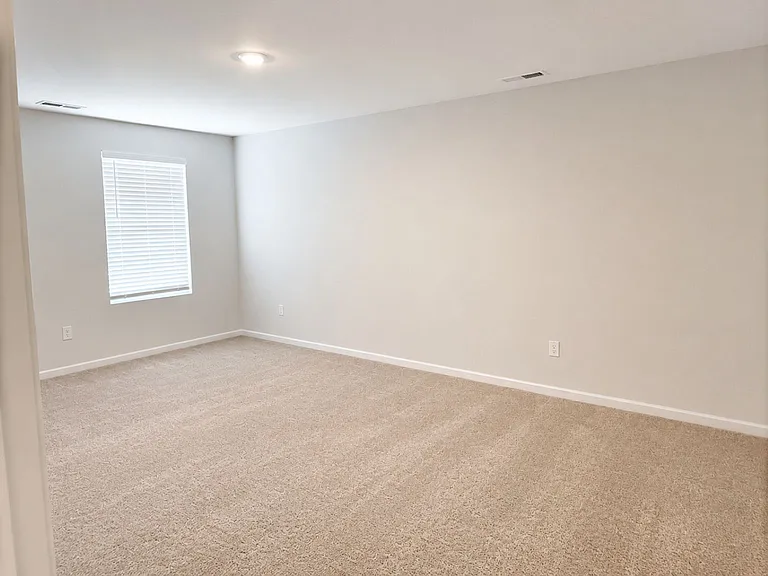 166 Brentwood Dr — Photo 12