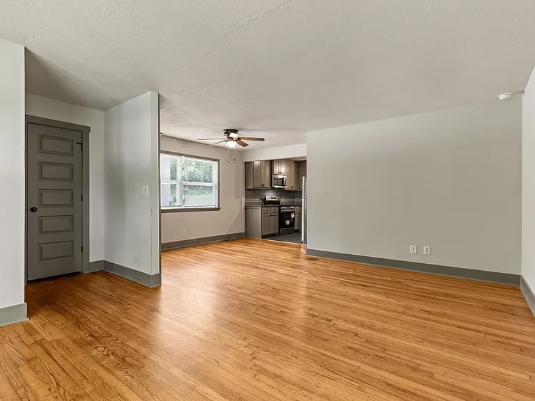 520 S Duncan Ave — Photo 23