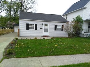 215 Lexington Ave, Elyria, OH 44035