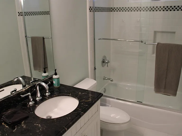 851 G Ave — Photo 18