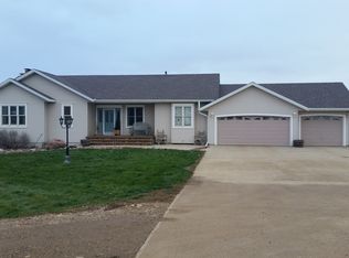 1358 210th St, Inwood, IA 51240