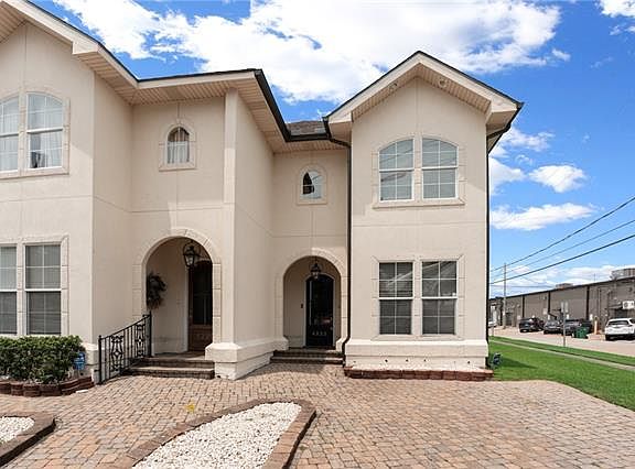 3rd image of 4222 Transcontinental Dr #4222