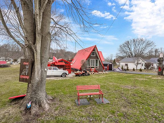 3rd image of 3612 Imperial Rd