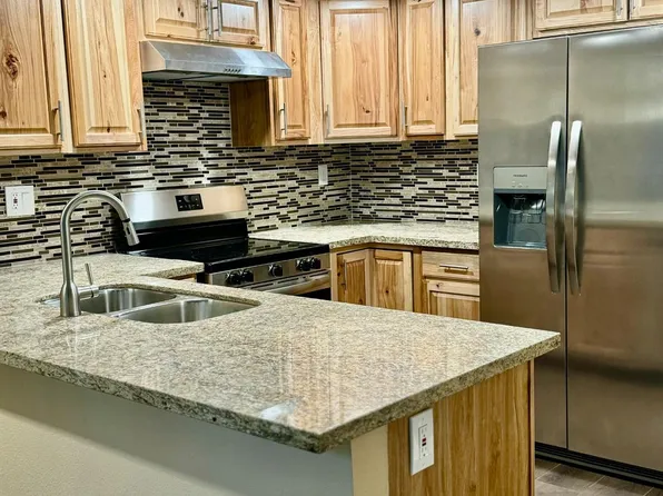 4779 N Cedar Ave APT 102, Fresno, CA 93726