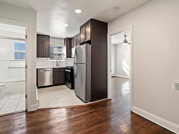 2nd image of 113 Walnut St APT 96