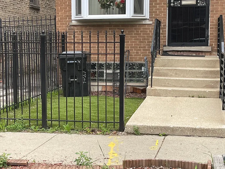 1914 E 72nd St — Photo 1