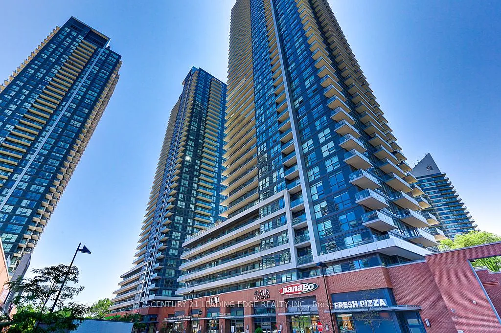 3 bed, $4,950 — Photo 1