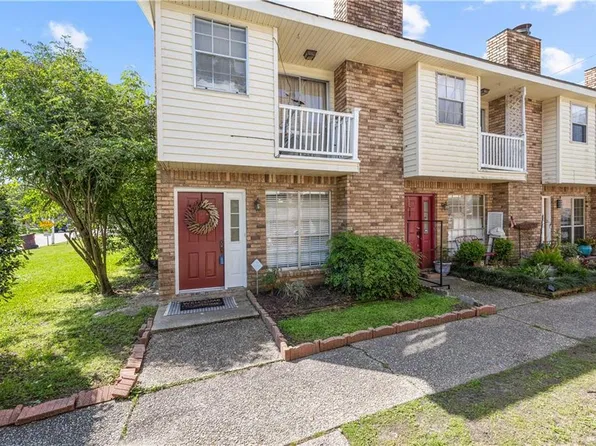 10 Houmas Pl APT A, Destrehan, LA 70047