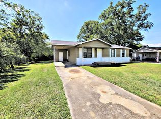 116 Blueberry Ln SW, Decatur, AL 35601