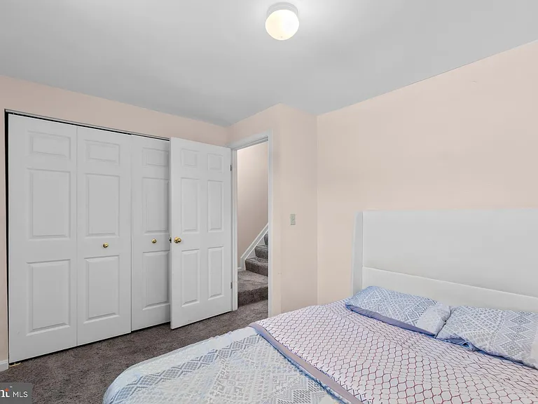 2125 Cedar Barn Way — Photo 16