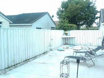 2nd image of 16420 NW 22nd St