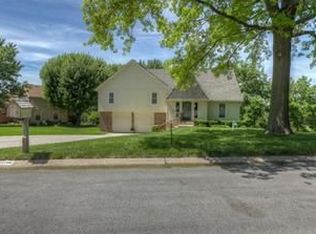11706 W 48th Ter, Shawnee, KS 66203