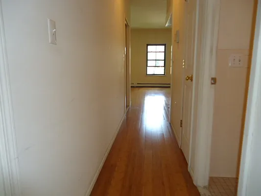 Rented by Hakeem Shahid, LREB | media 6