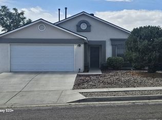 10804 Shetland Pl SW, Albuquerque, NM 87121