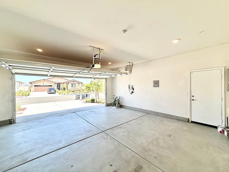 32463 McKiernan Ln — Photo 37