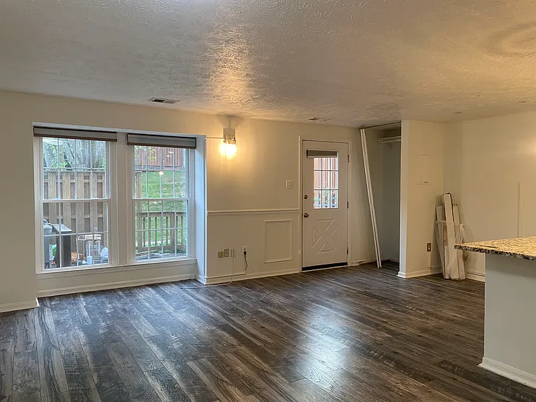 525 Pensacola Dr — Photo 7