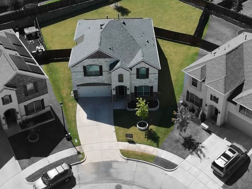 1st image of 519 Foxtail Dr