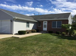 857 Covey Ln, Coal City, IL 60416