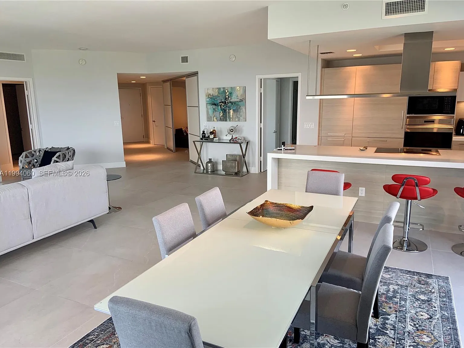 Marina Palms Residences — Photo 3
