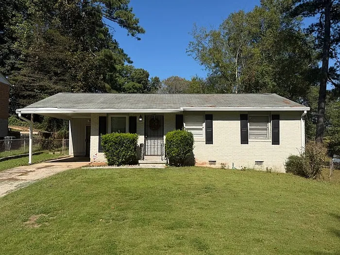 3459 Fairlane Dr NW