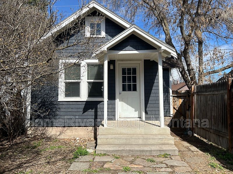 1st image of 620 1/2 S 4th St W