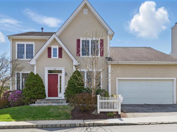 119 Tradition Road, White Plains, NY 10603