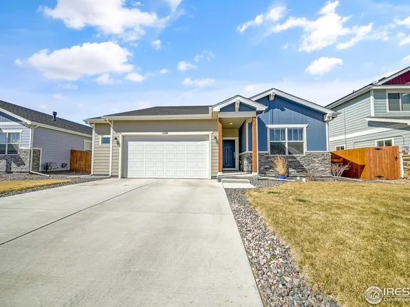 1112 Coyote Ln, Wiggins, CO 80654