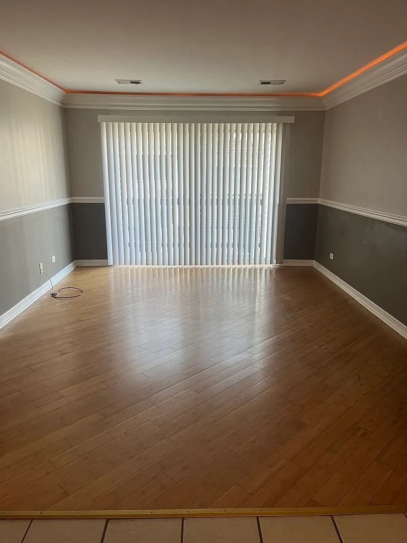 2 bed, 900 sqft, $1,700 — Photo 2