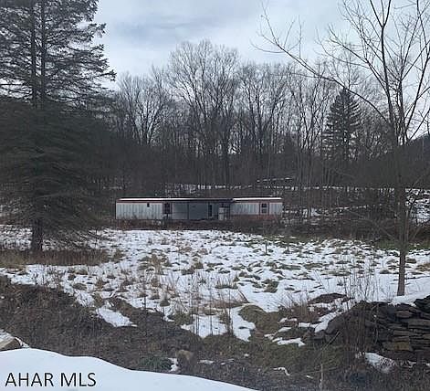 2nd image of 166 Lazy Hollow Ln