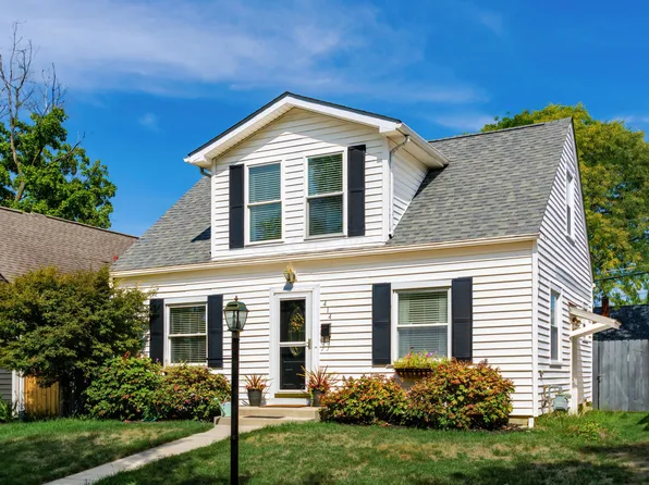 414 E Royal Forest Blvd, Columbus, OH 43214