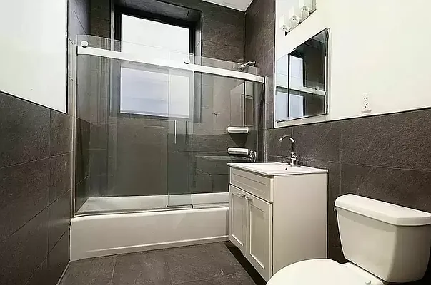 Rented by REAL New York | media 12