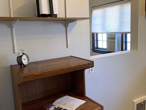 5th image of 3632 Paxton Ave #3