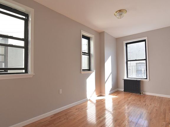 4th image of 1833 7th Ave APT 5D