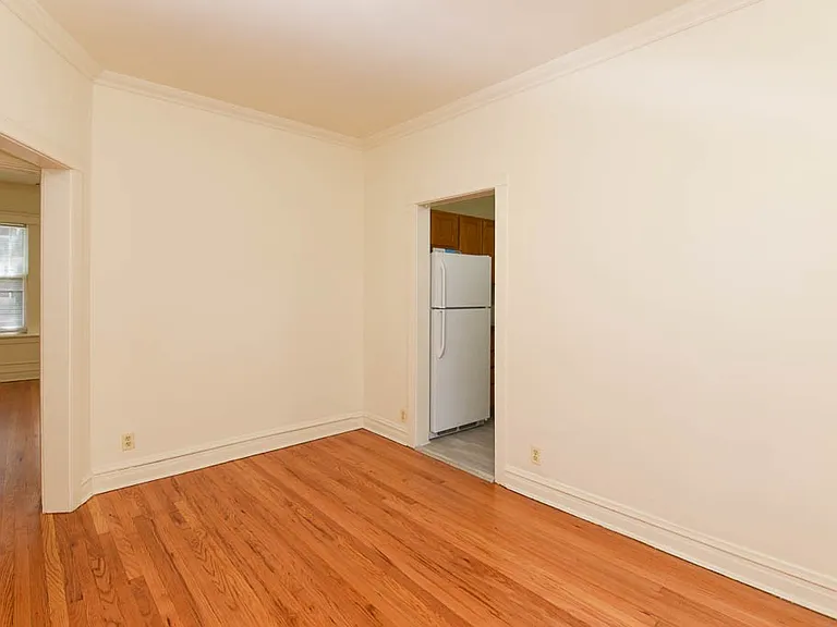 3508 N Wolcott Ave #2 — Photo 6