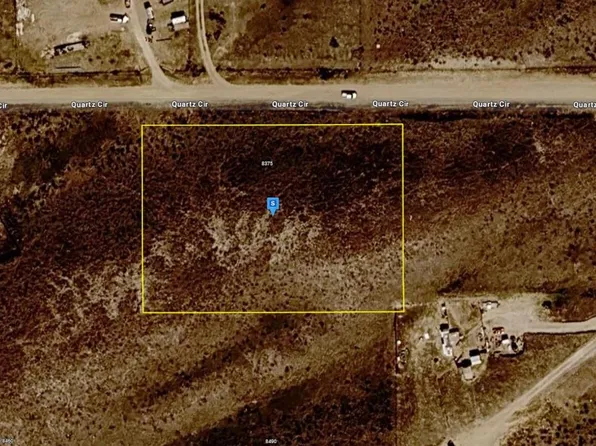8375 E Quartz Cir, Evansville, WY 82636